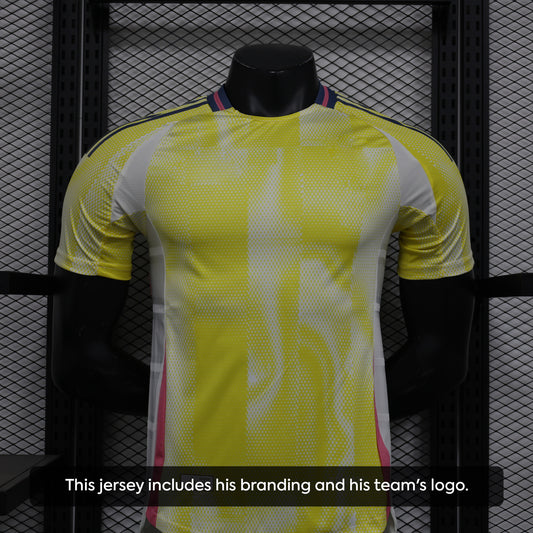 Camiseta de visitante de la Juventus 24-25