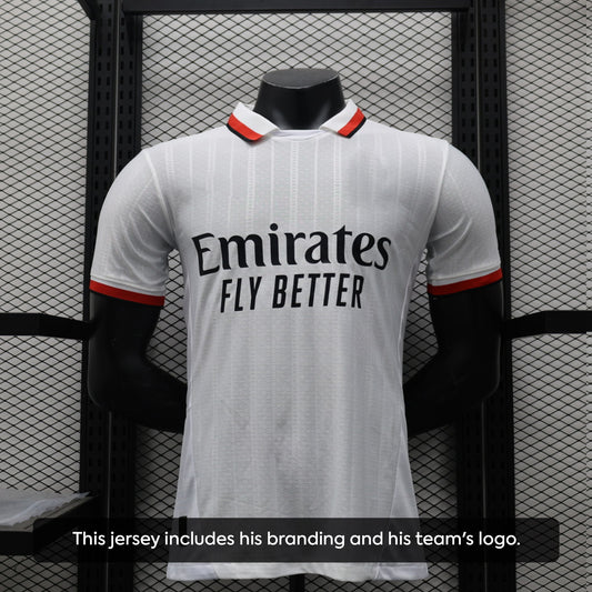 Camiseta de visitante del Milan 24-25